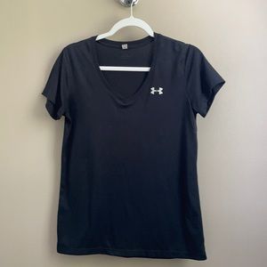 Black Under Armour tee